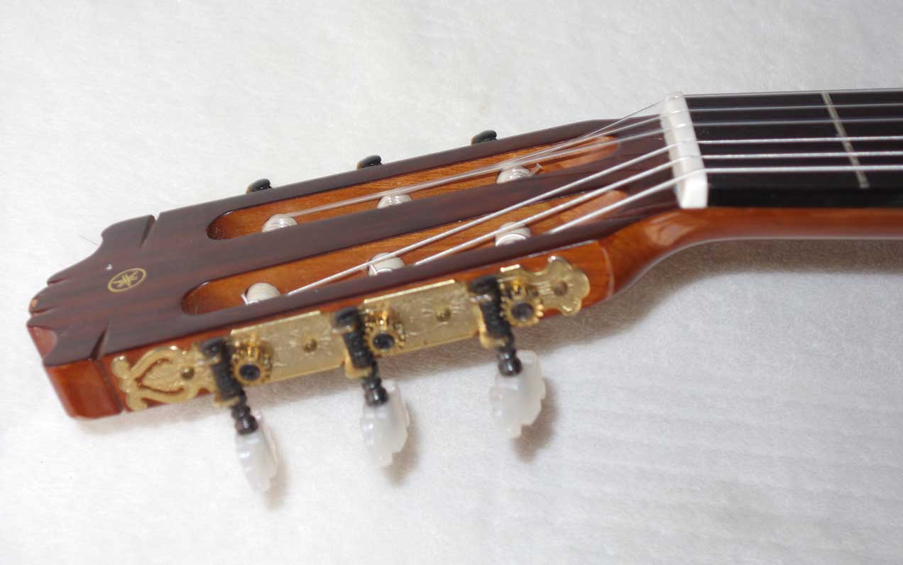 Vintage Yamaha G-235 Nylon String Classical Guitar