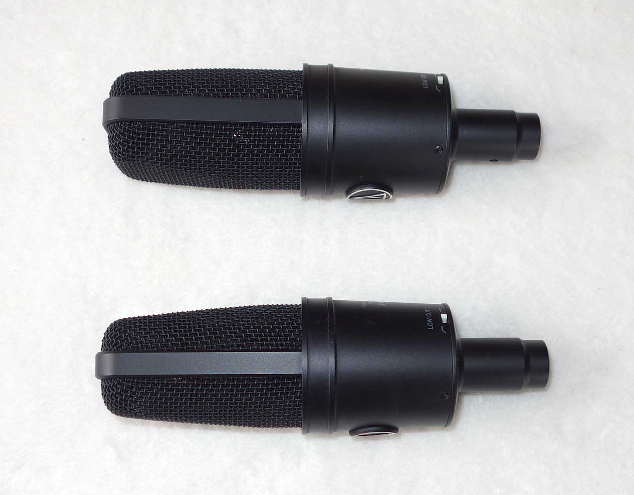Vintage 1990s Audio Technica AT-4033A Cardioid Condenser Mic Pair w/Original Mounts, Cases