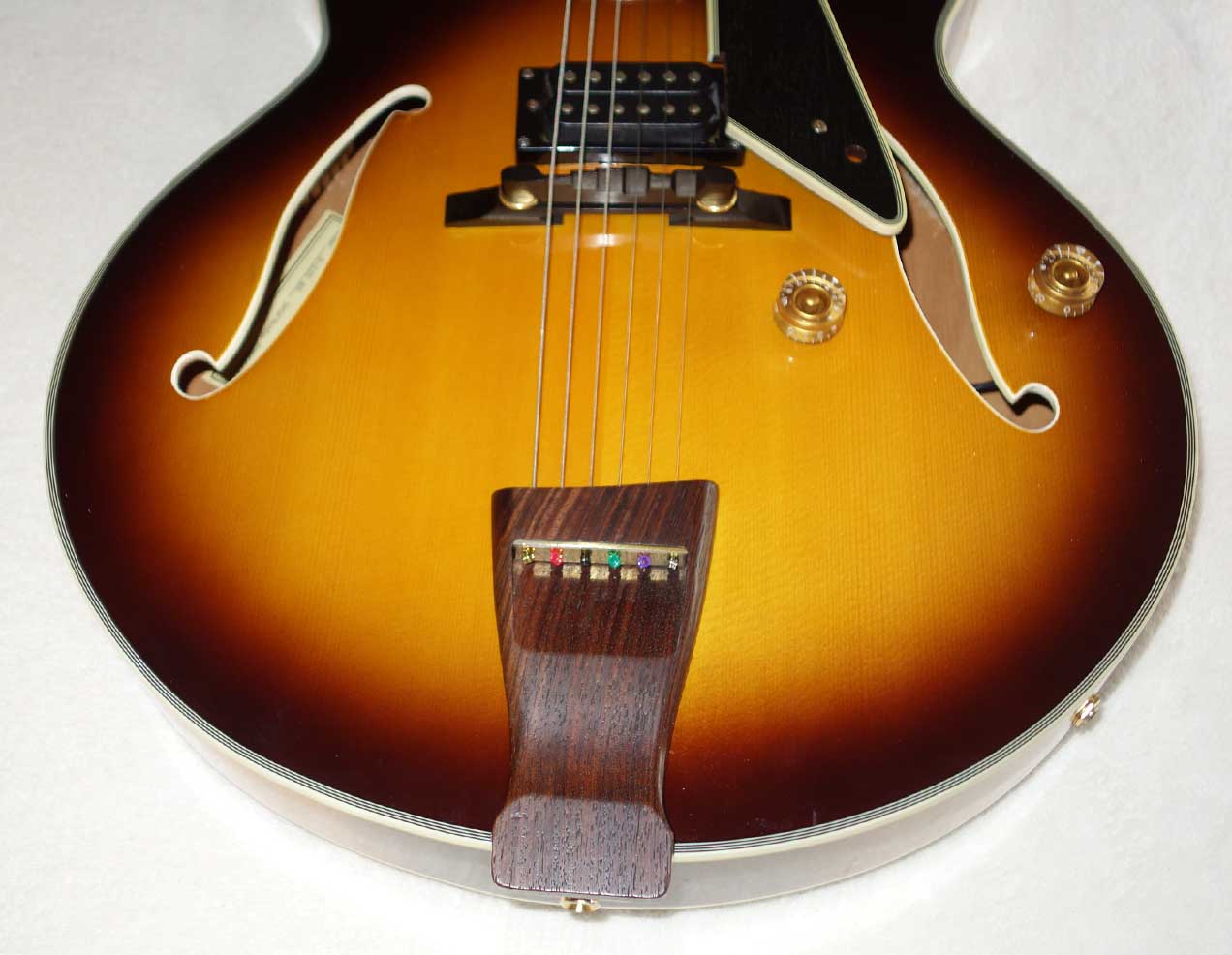 2003 Carlo Robelli D120 Manhattan (Peerless Monarch) Sunburst Archtop Guitar w/Schaller PUPs!!