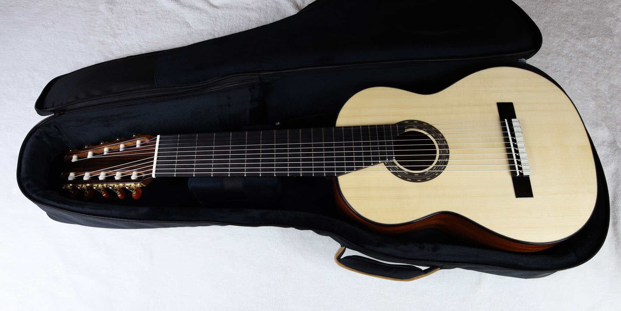 Cathedral 125 Guitar